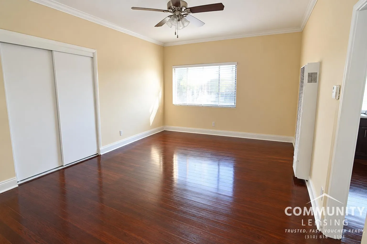 1327 Magnolia Ave photo 1 of 9