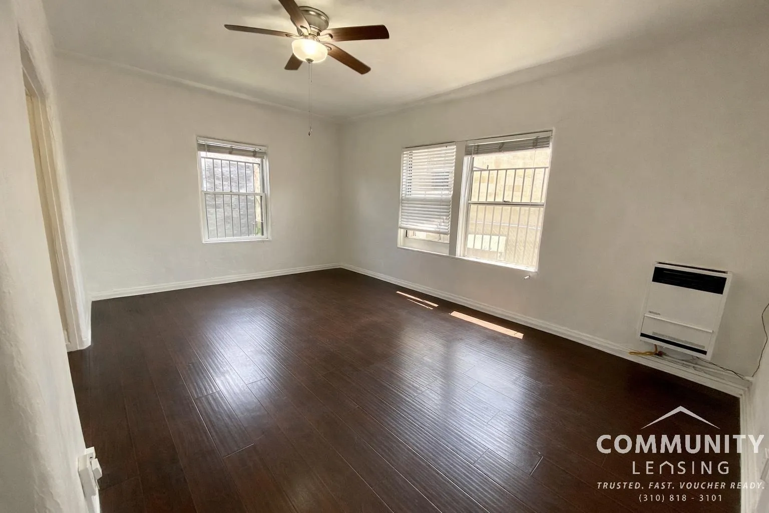 5600 Fernwood Ave photo 1 of 14